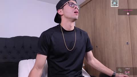 phantom_bigger1 online show from 01-13-25, 01:28