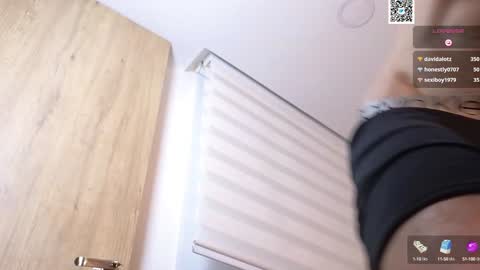 phantom_bigger1 online show from 01-16-25, 04:39