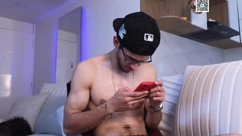 phantom_bigger1 online show from 01-31-25, 02:17