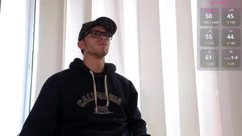 phantom_bigger1 online show from 09-11-25, 12:38