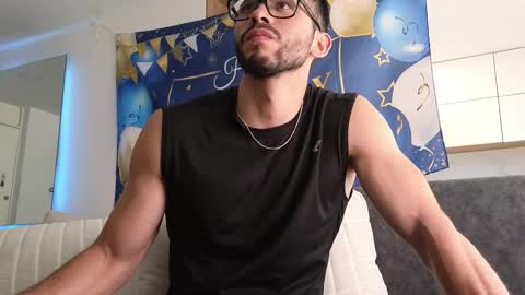 phantom_bigger1 online show from 12-02-25, 02:23