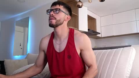 Snapshot of phantom_bigger1 chatting on 01-17-26, 06:33 phantom_bigger1 online show from 01-17-26, 06:33