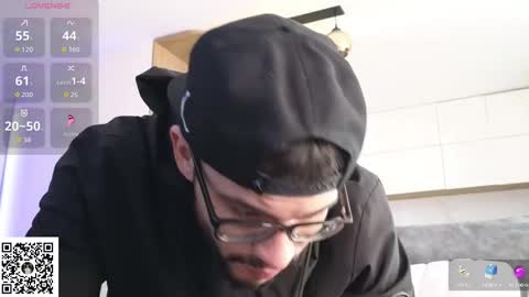 Snapshot of phantom_bigger1 chatting on 02-19-26, 06:59 phantom_bigger1 online show from 02-19-26, 06:59