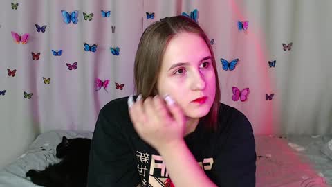 Snapshot of phantommira chatting on 12-27-24, 07:03 phantommira online show from 12-27-24, 07:03