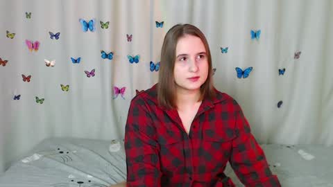 Snapshot of phantommira chatting on 01-20-25, 01:00 phantommira online show from 01-20-25, 01:00