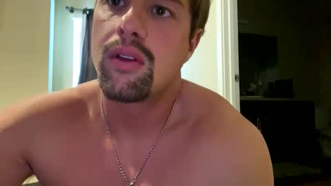 Snapshot of phatasswhiteboyyyy chatting on 04-08-26, 09:04 phatasswhiteboyyyy online show from 04-08-26, 09:04