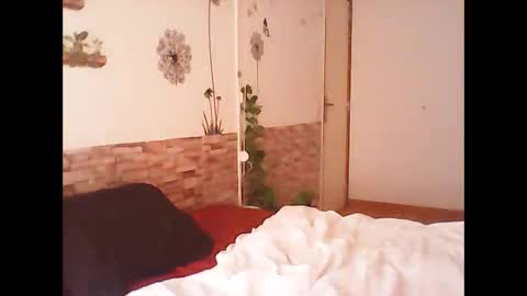 Snapshot of phatpcat73 chatting on 06-06-26, 09:36 phatpcat73 online show from 06-06-26, 09:36