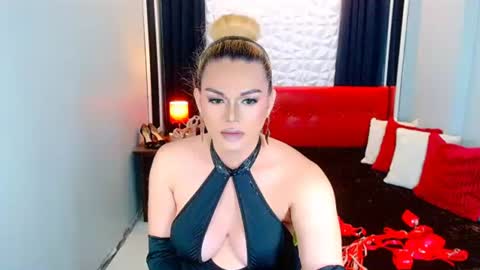 Snapshot of phenominalduodiva chatting on 07-24-26, 03:54 cervena online show from 07-24-26, 03:54