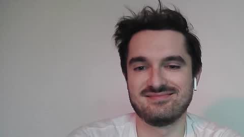 Snapshot of philborison chatting on 01-19-25, 12:50 PhilipBorison online show from 01-19-25, 12:50