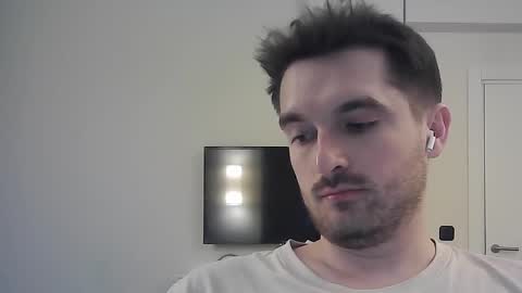 Snapshot of philborison chatting on 02-16-25, 02:43 PhilipBorison online show from 02-16-25, 02:43