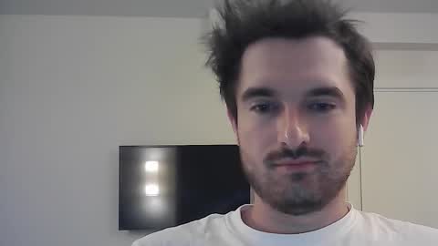 Snapshot of philborison chatting on 09-18-25, 04:14 PhilipBorison online show from 09-18-25, 04:14