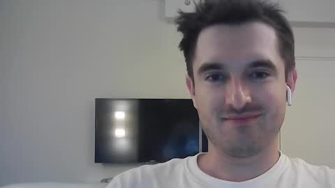 Snapshot of philborison chatting on 10-07-25, 02:58 PhilipBorison online show from 10-07-25, 02:58