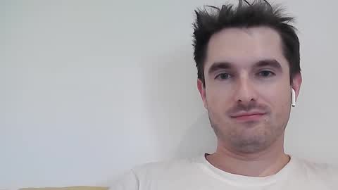 Snapshot of philborison chatting on 10-17-25, 01:35 PhilipBorison online show from 10-17-25, 01:35