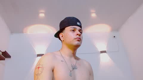 Snapshot of philip_jons chatting on 02-21-26, 10:11 Philip online show from 02-21-26, 10:11