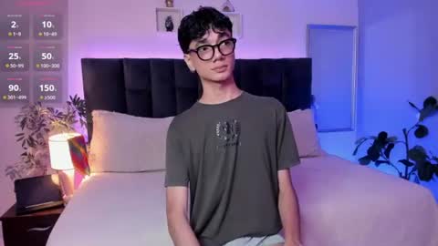 Phillip online show from 06-10-26, 10:52