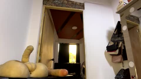 PHILLIP online show from 09-19-25, 12:06