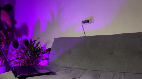 PHILLIP online show from 05-13-26, 02:31