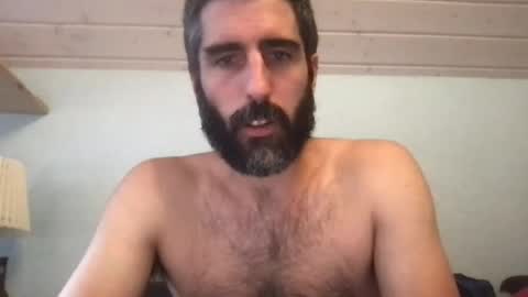 Snapshot of philllaroche chatting on 07-27-26, 07:37 Phill online show from 07-27-26, 07:37
