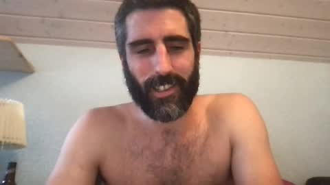 Snapshot of philllaroche chatting on 07-28-26, 02:13 Phill online show from 07-28-26, 02:13