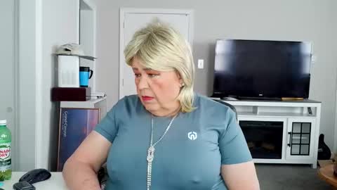 Geri online show from 04-06-26, 09:38