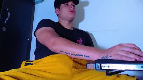 AdnierGnz online show from 04-20-26, 12:52