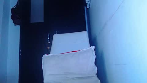 AdnierGnz online show from 04-27-26, 09:18