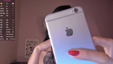 Snapshot of phoenixx_x chatting on 01-19-25, 02:04 phoenixx_x online show from 01-19-25, 02:04