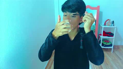 phuwin online show from 05-29-26, 05:38