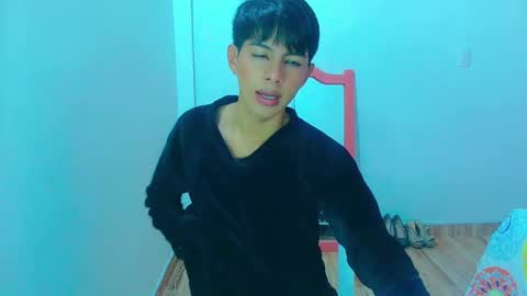 phuwin online show from 05-31-26, 05:48