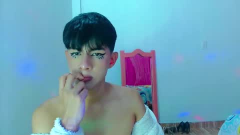 phuwin online show from 06-04-26, 05:13