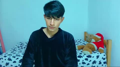 phuwin online show from 06-14-26, 05:42