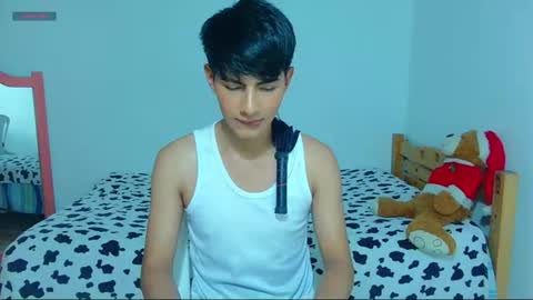 phuwin online show from 06-15-26, 05:42