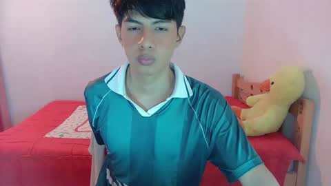 phuwin online show from 06-27-26, 07:02