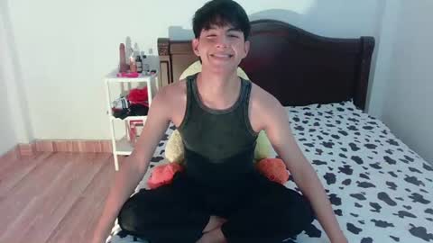 phuwin online show from 07-22-26, 06:05