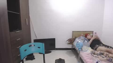 izzy online show from 03-12-26, 04:18