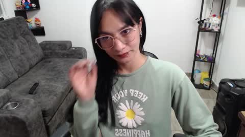 Pia  online show from 09-08-25, 10:20