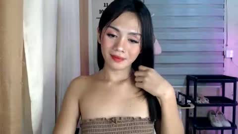 Snapshot of pia_xxx chatting on 05-06-26, 03:17 Pia online show from 05-06-26, 03:17