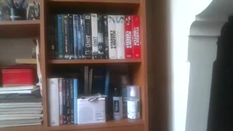 Snapshot of pichoun71 chatting on 01-10-25, 10:28 pichoun71 online show from 01-10-25, 10:28