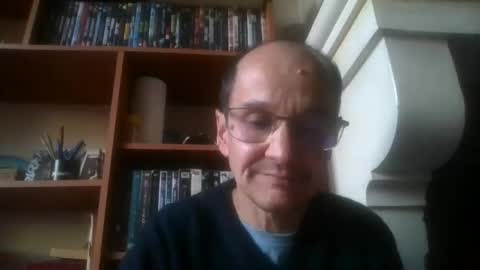 Snapshot of pichoun71 chatting on 02-02-25, 04:54 pichoun71 online show from 02-02-25, 04:54