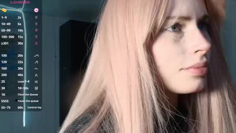 Piera online show from 10-19-25, 06:41