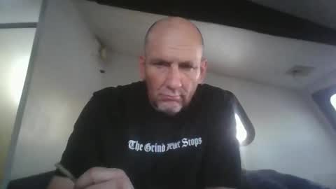 Snapshot of pierce702420 chatting on 04-11-26, 01:26 pierce702420 online show from 04-11-26, 01:26