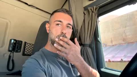 pierotu online show from 09-22-25, 10:06