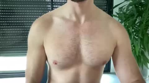 pierre81000 online show from 11-26-25, 11:33