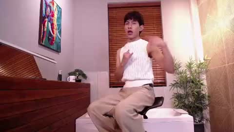 Snapshot of pierre_leroy_ chatting on 07-18-26, 03:33 Pierre Leroy online show from 07-18-26, 03:33