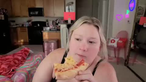 Piggy Rose online show from 07-23-26, 11:02