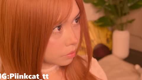 Snapshot of piinkcat chatting on 06-02-26, 06:26 Emi online show from 06-02-26, 06:26