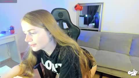 PiinkPandora online show from 10-23-25, 05:33