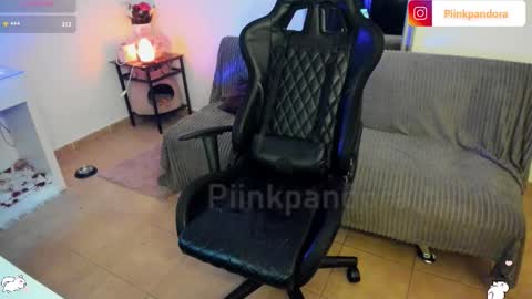 PiinkPandora online show from 02-15-26, 01:09