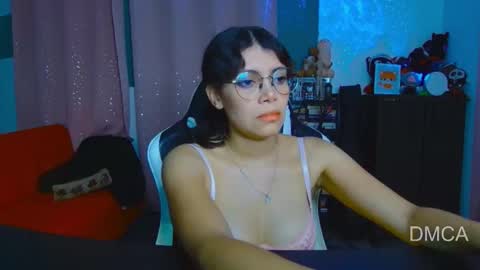 Andrea G online show from 12-14-25, 04:51