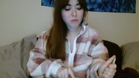 PilloGoddess online show from 01-07-25, 08:03